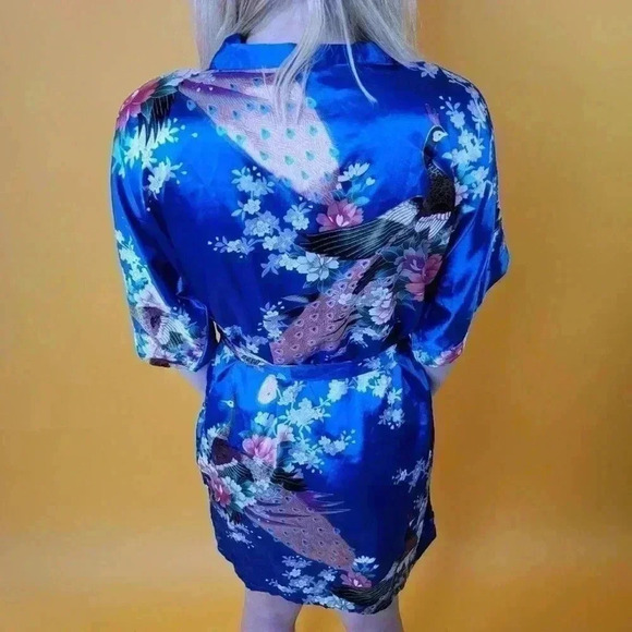 Silky Japanese Floral Robe - S - Picture 6 of 8
